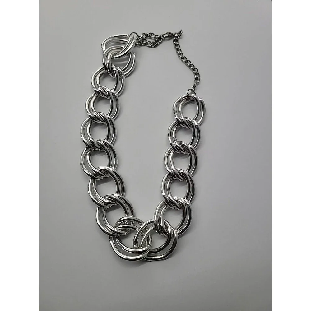Chunky Silver Tone Link Necklace Oversized Chain Statement Collar - Picture 5 of 10